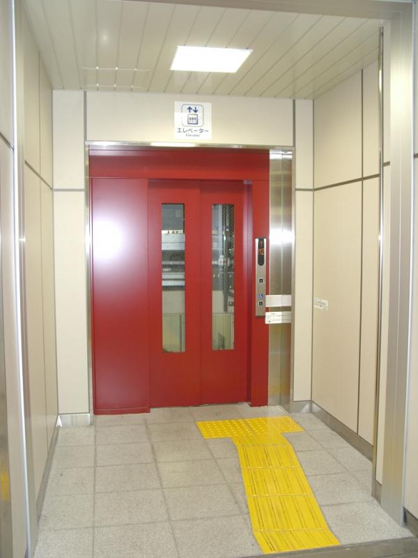 青砥駅ＥＬＶ新設工事（京成電鉄）